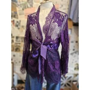 Vintage Lace Cardigan w/ Ribbon Tie Around Waist Size Small- Med